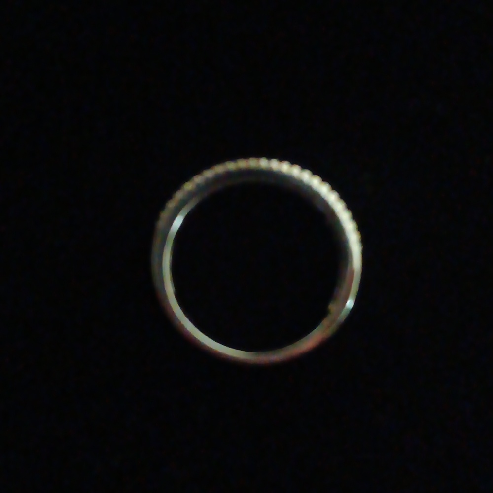 3mmSaphire Ceylon Genuine Channel Set Adorned With Genuine White Saphires NEW - Picture 4 of 8